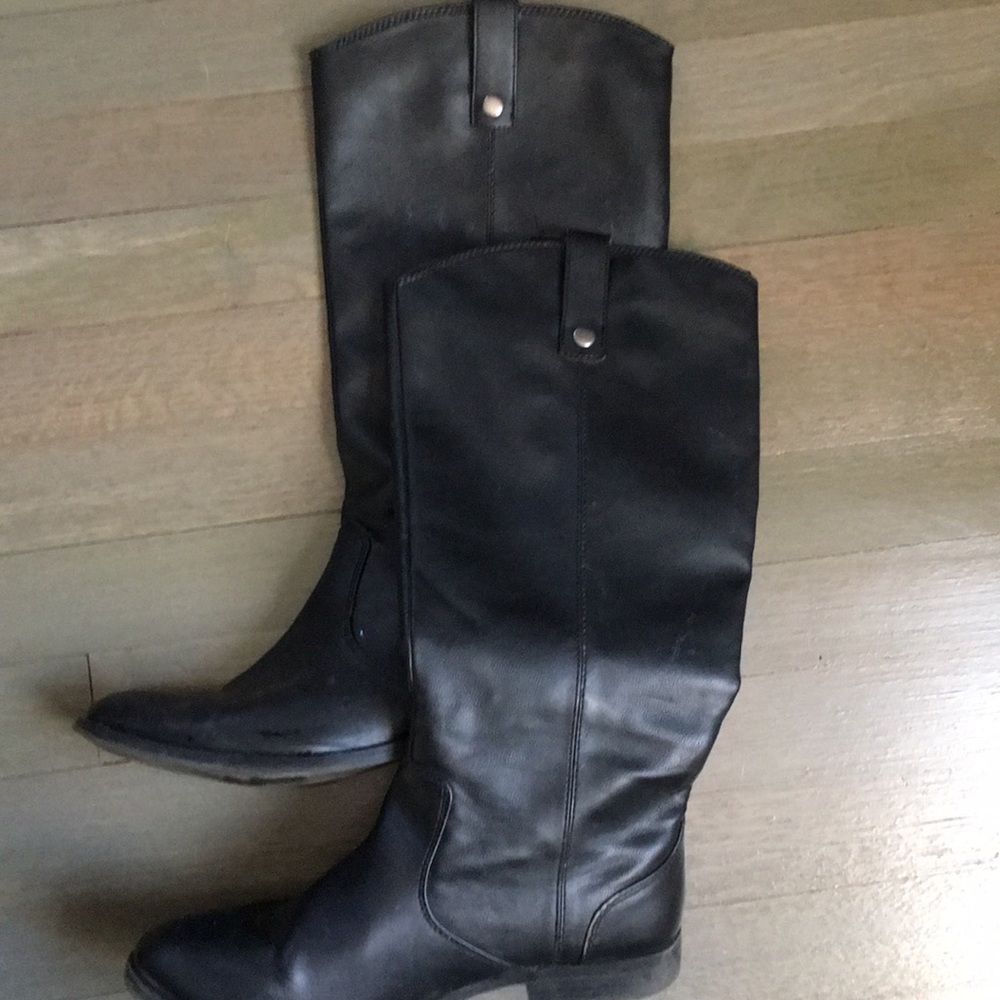 Gently Worn Old Navy Black Riding Boots